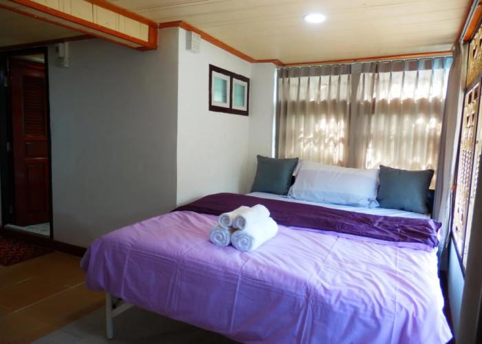 Green Riverside Homestay