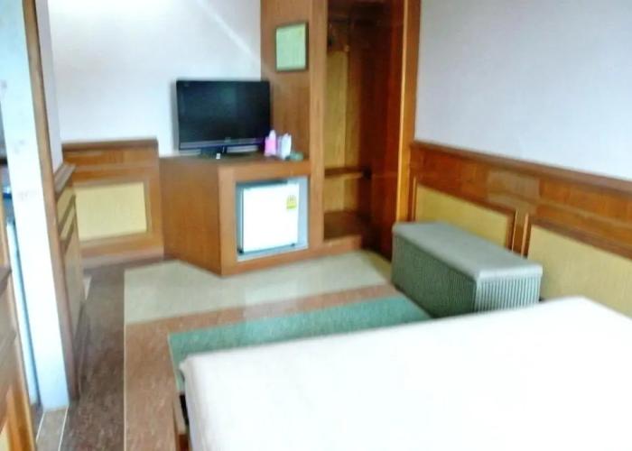 Rose Garden Hotel