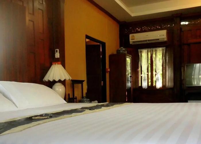 Ayutthaya Retreat