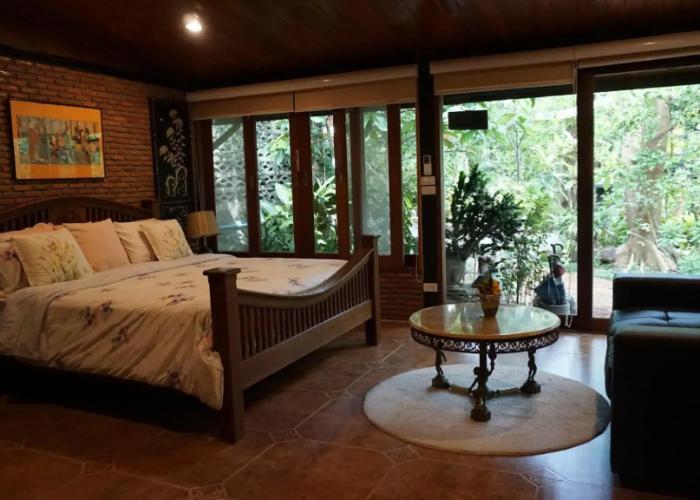 Cattani's Riverside Home