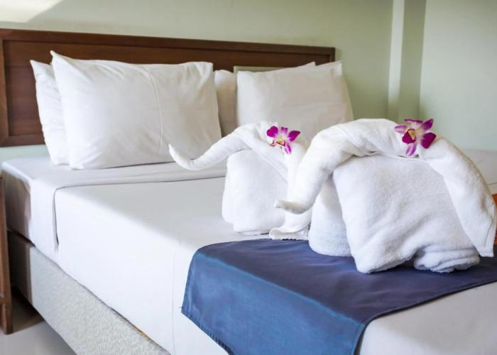 Khunyuw Hotel