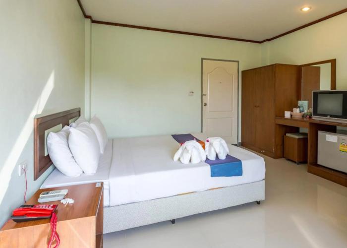 Khunyuw Hotel