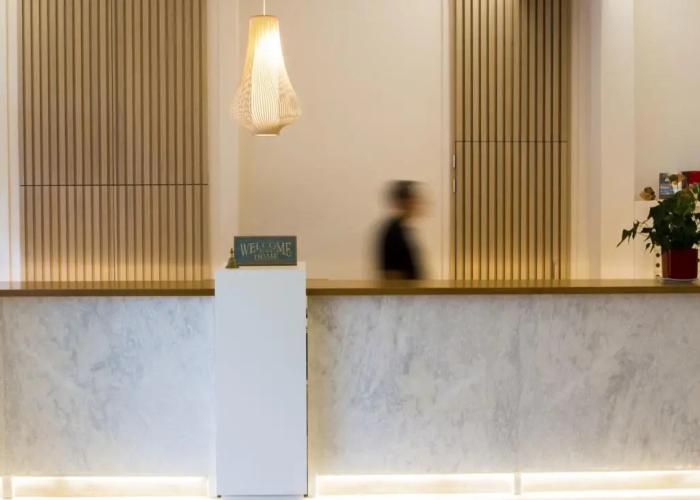 Kosmoplaz Beach Hotel