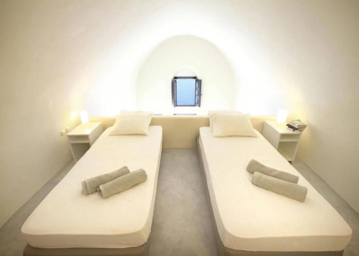 Alafouzou Cave Loft