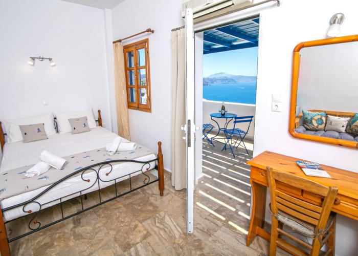 Stelios Rooms