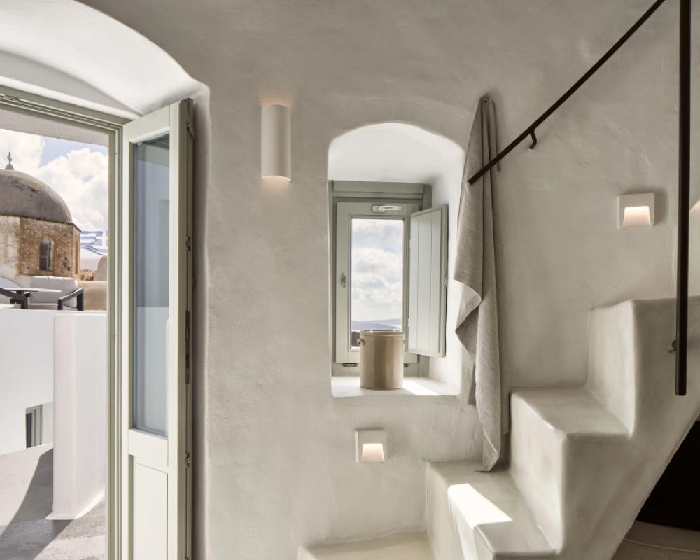 фото Charisma Suites