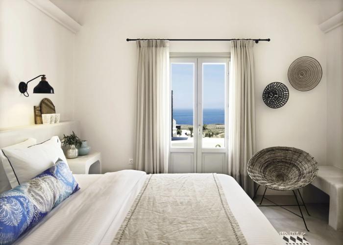 Santo Pure Oia Suites and Villas