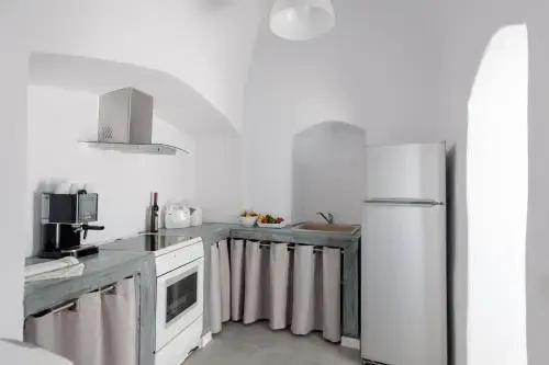 Evmenia Luxury Cave Villa