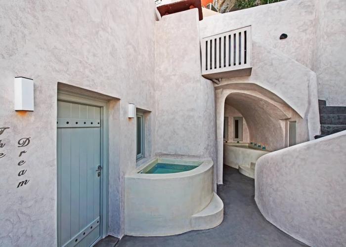 Cleos Dream Villa