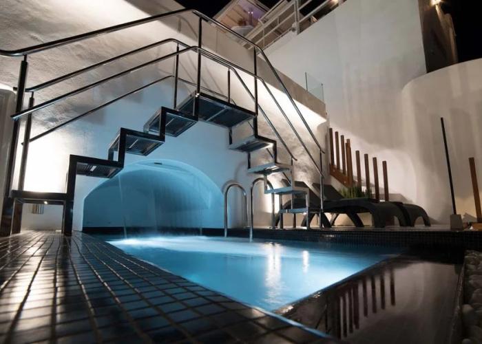 Daydream Luxury Suites