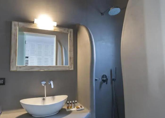 Unique Suites