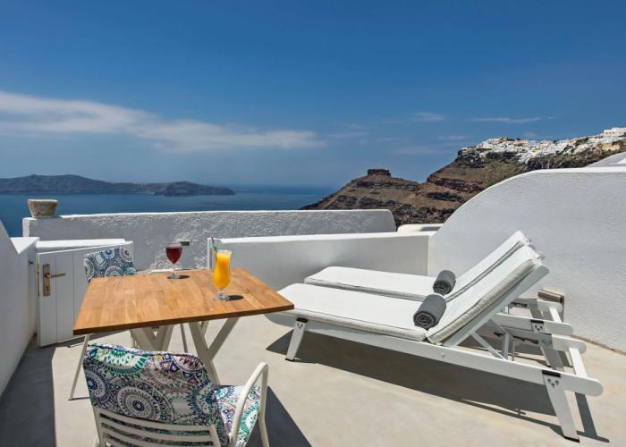 Aura Suites