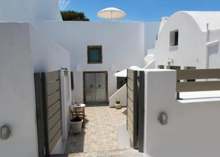Ayoba Santorini