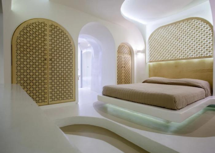 Andronikos Santorini