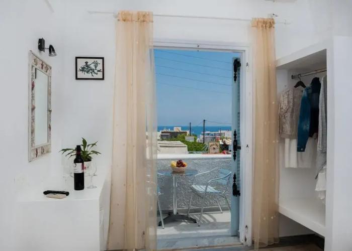 Join Us Low Cost Rooms