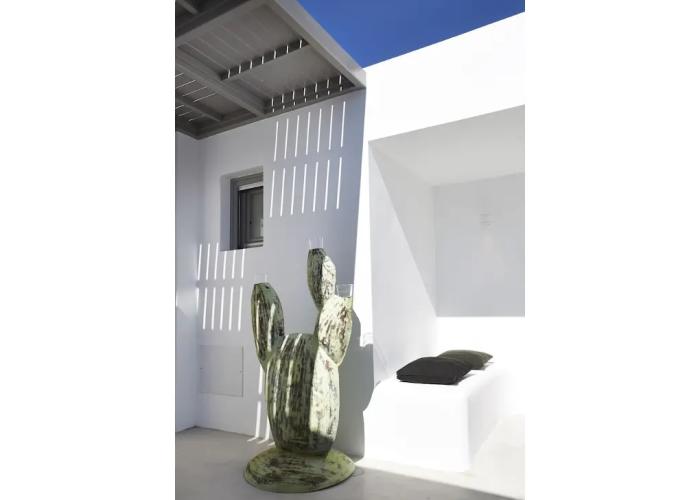 Eolia Kamari Villa