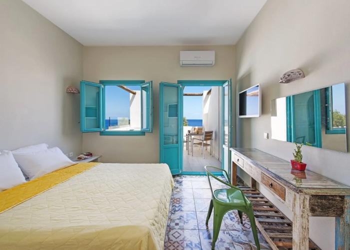Nissia Apartments