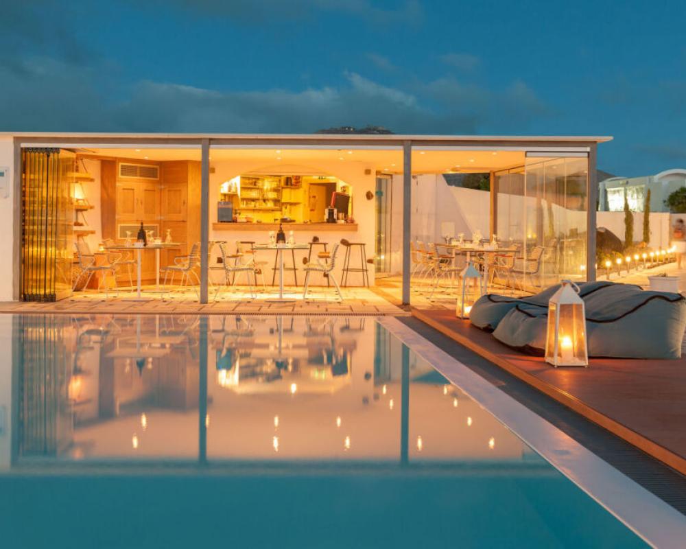 Caldera's Dolphin Suites