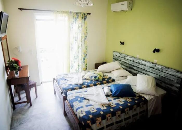 Yiannis Apartments