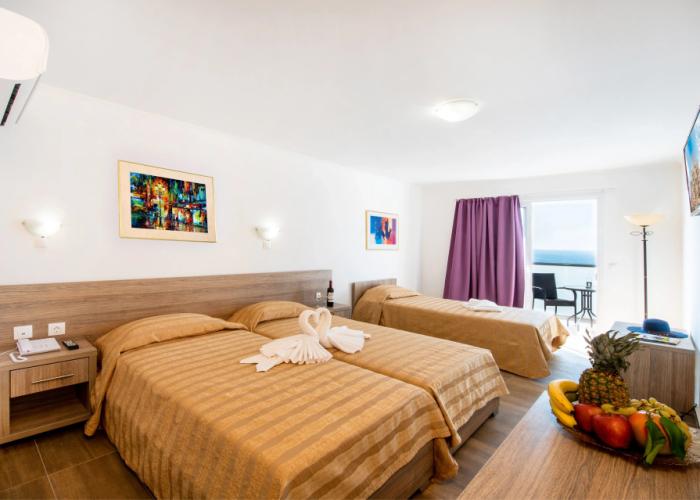 Ilyssion Hotel