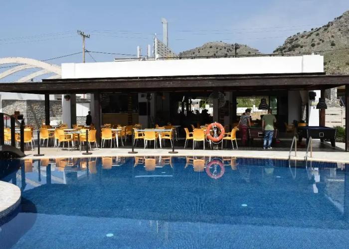 Matina Pefkos Aparthotel