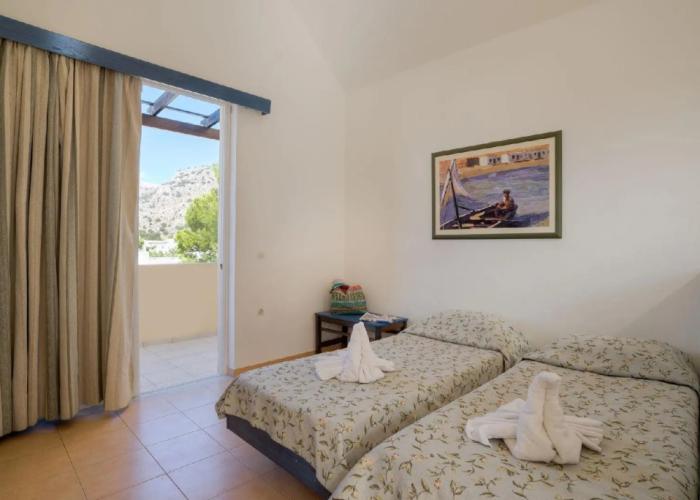 Matina Pefkos Aparthotel