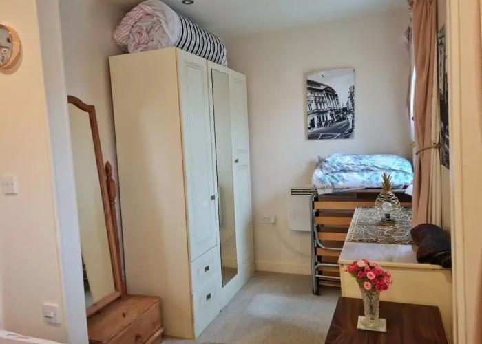 2-bed Cottage, Sleeps 5, Pets Ok, Close to Coast