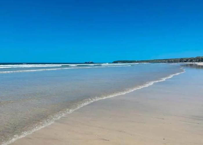 2-bed Cottage, Sleeps 5, Pets Ok, Close to Coast