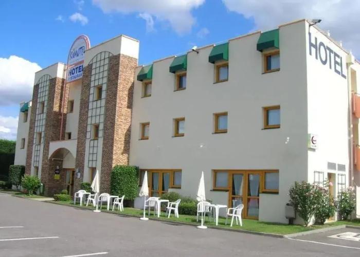 Kimotel Epone-Flins