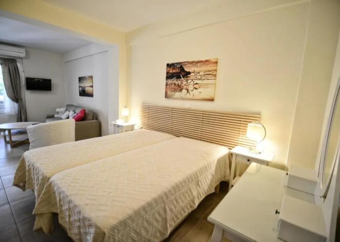 Peskesi Ikaria