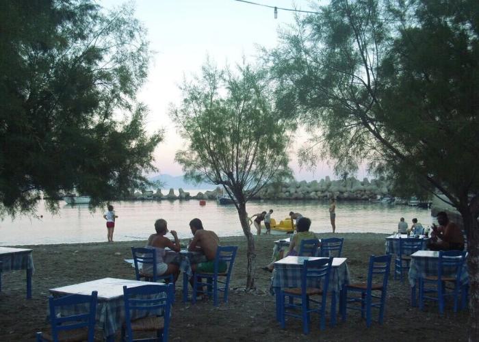 Alkistis Cozy By The Beach Apt In Ikaria Island, Therma 1st Floor