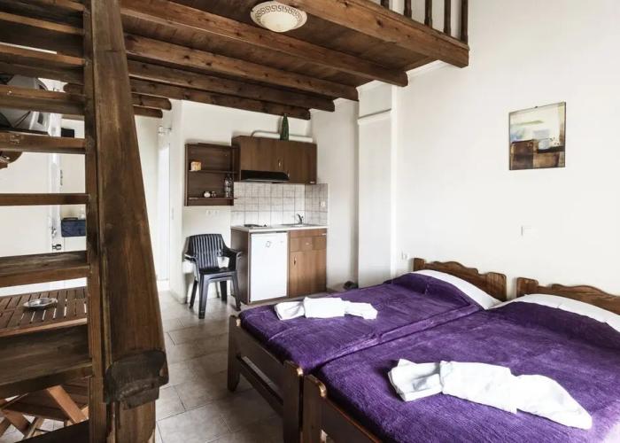 Despina studios and rooms