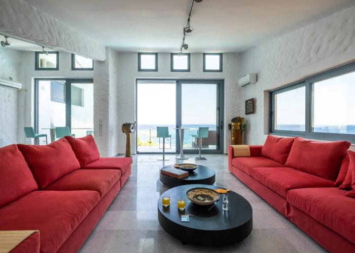 Icarus Luxury Beachfront Villa