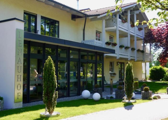Hotel Lenauhof