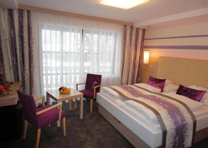 Hotel Lenauhof
