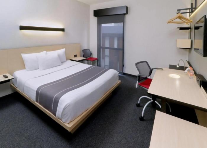 City Express Plus by Marriott Monterrey Nuevo Sur