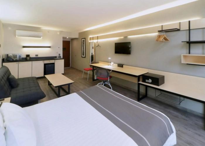 City Express Plus by Marriott Monterrey Galerias