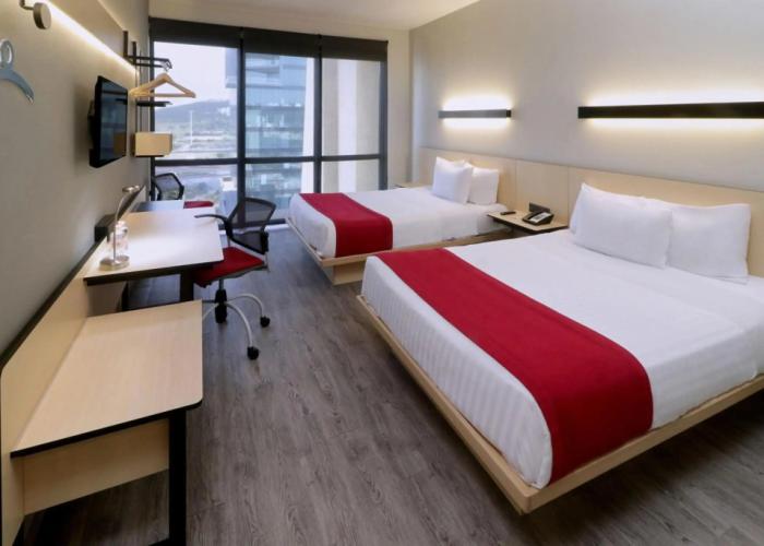City Express Plus by Marriott Monterrey Galerias