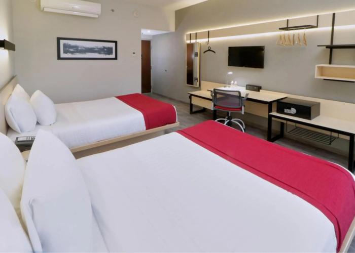 City Express Plus by Marriott Monterrey Galerias