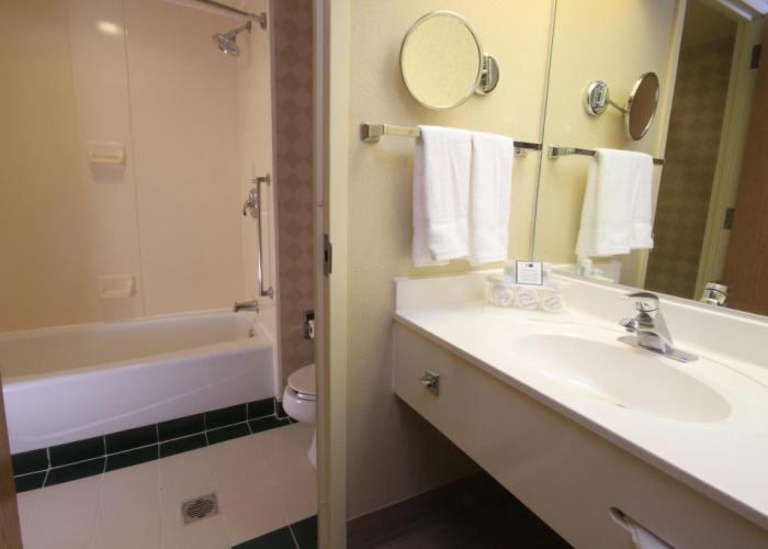 Holiday Inn Express Monterrey Galerias by IHG