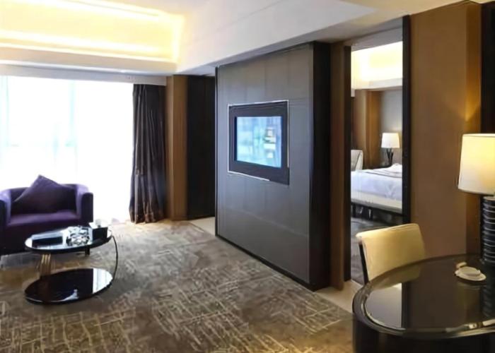 Freeland Jinglun Hotel