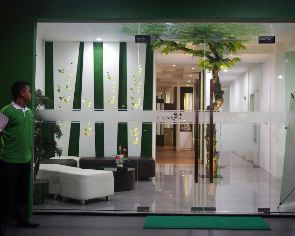фото Evan Hotel
