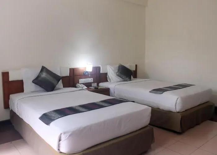 Ratu Hotel & Resort
