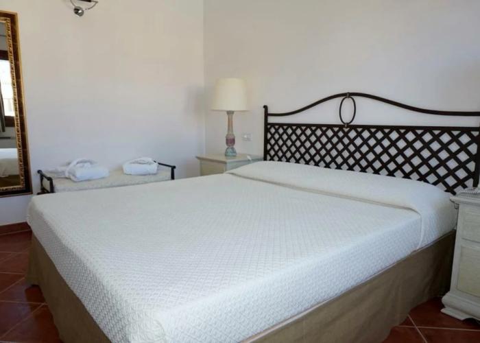 Hotel Monti Di Mola