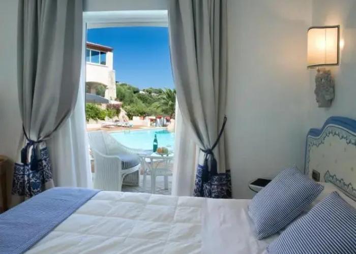 Hotel Petra Bianca