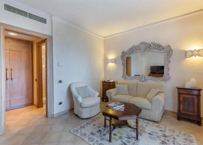 Hotel Petra Bianca