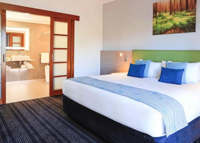 Novotel Swan Valley Vines Resort
