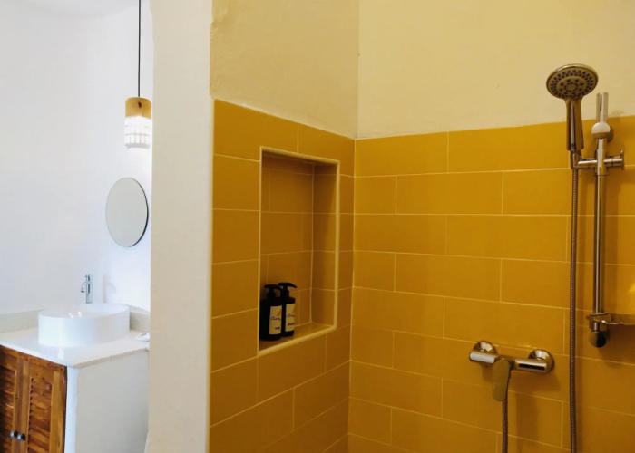 Canary Guesthouse