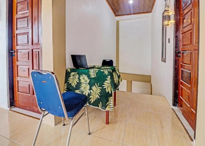 OYO 92054 Gala Residence