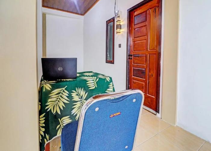 OYO 92054 Gala Residence